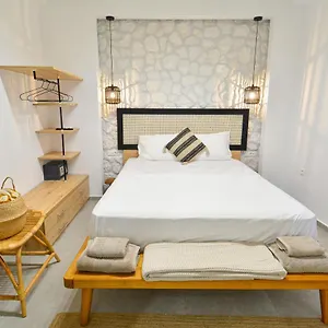 oikia-suites-mykonos.hotels-in-mykonosisland.net/